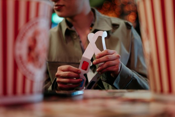 Les web-séries, un tremplin pour les artistes émergents ?